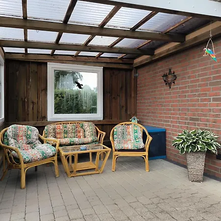 Unter Den Linden Appartamento Wallsbull